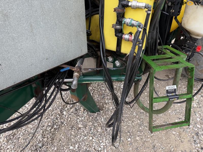 Danfoil 36/ECC field sprayer 12