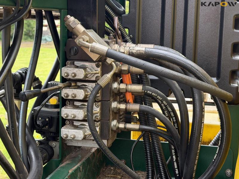 Danfoil 36/ECC field sprayer 23