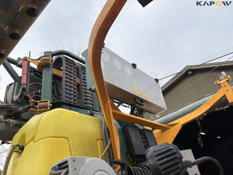 Danfoil AirBoss 24 m 1000 liters 21