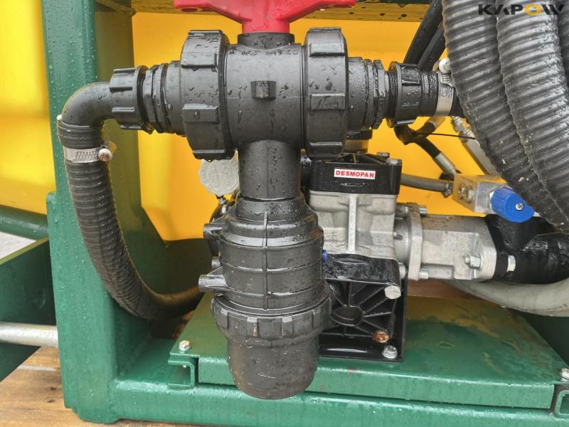 Danfoil front tank with pump - New 9