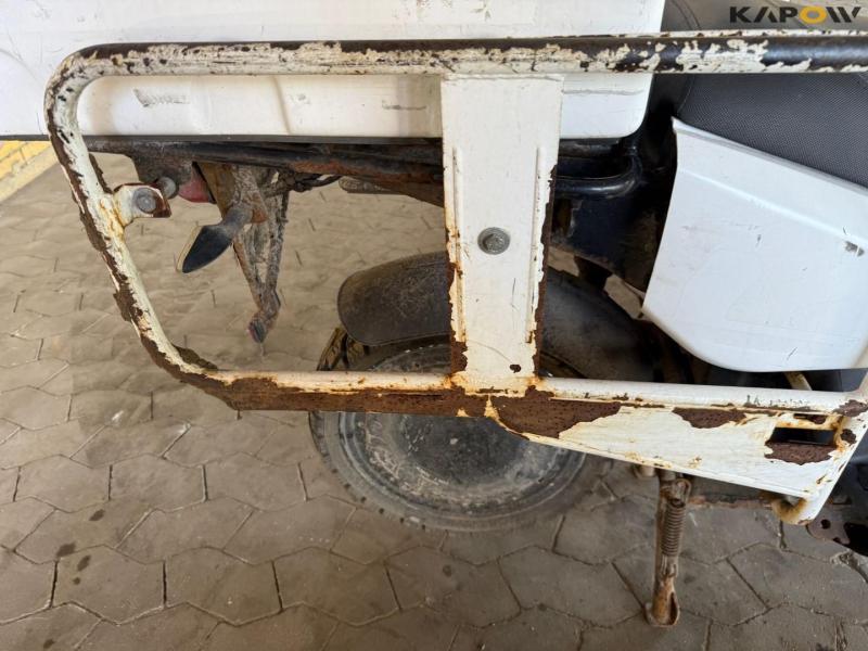 DAO 365 Electric moped with box. 14