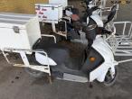 DAO 365 Electric moped with box. 27