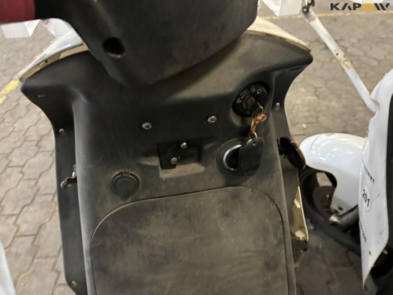 DAO 365 Electric moped 11