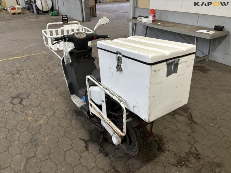 DAO 365 Electric moped 7