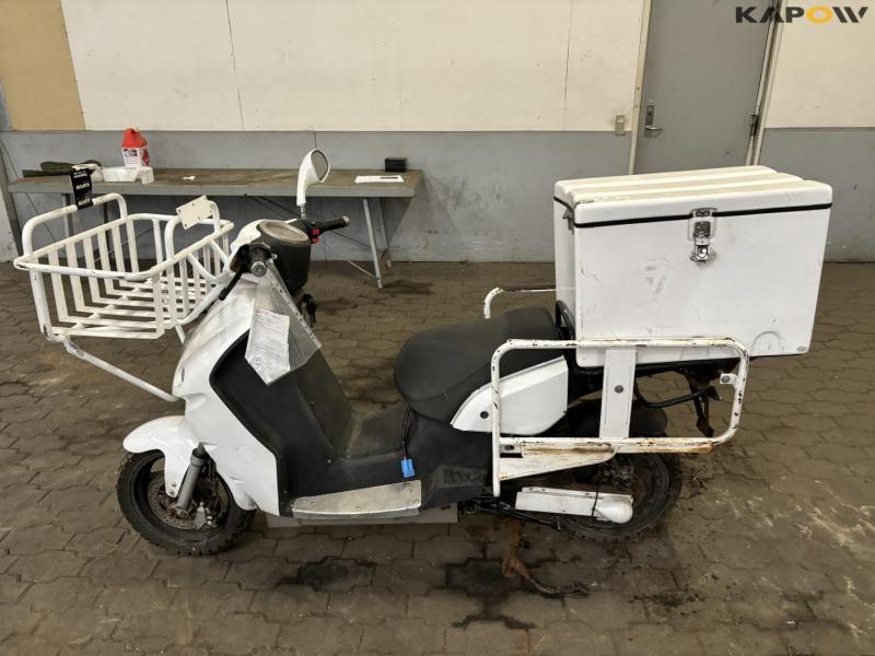 DAO 365 Electric moped 8