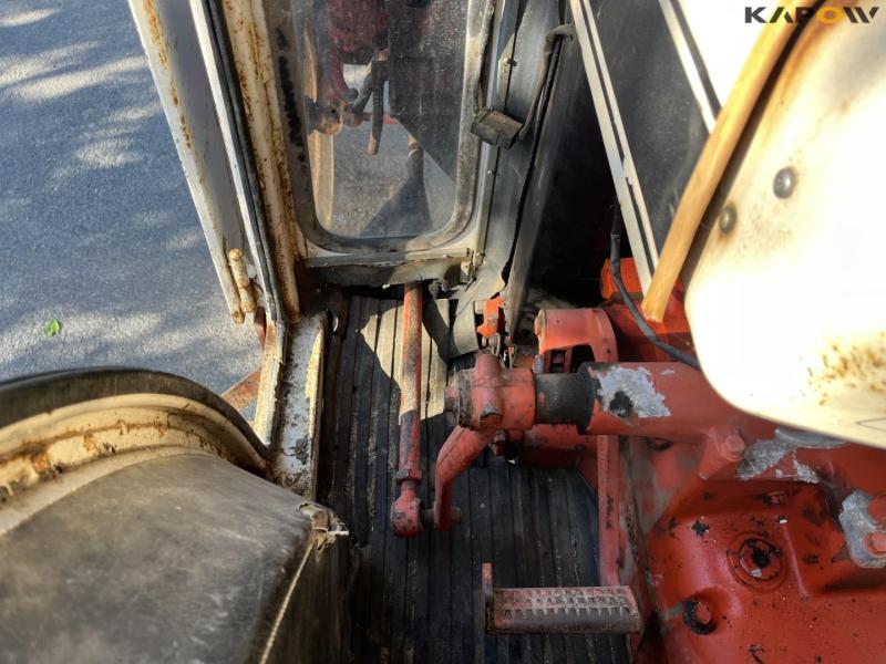 David Brown 990 front loader tractor 37