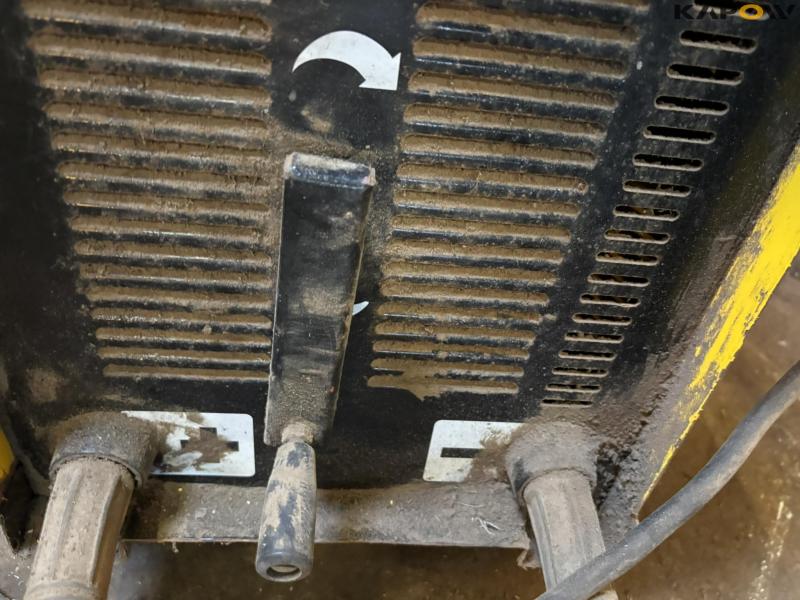 Deca Primus 260E welder 17