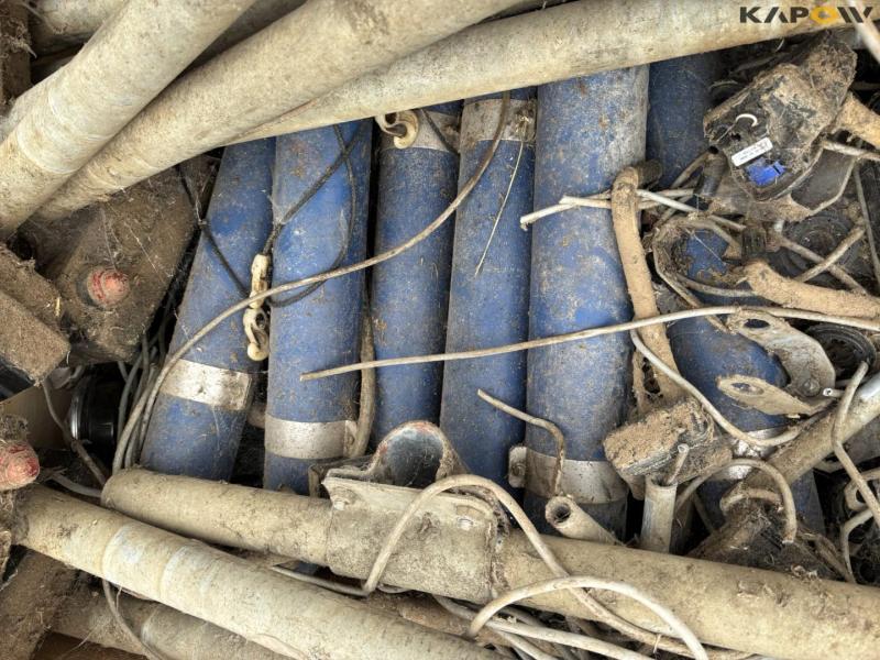 Delaval milking machines with collectors 9