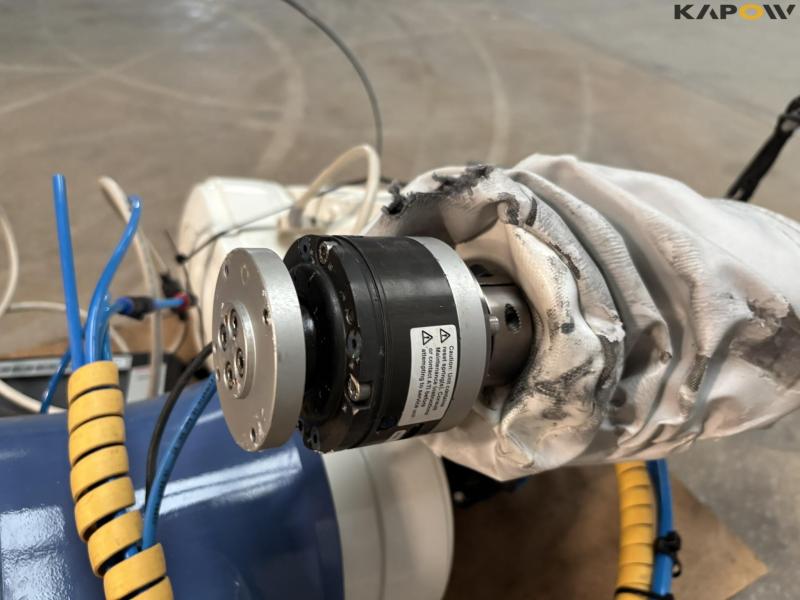 Denso HM-40853-M robot arm 13