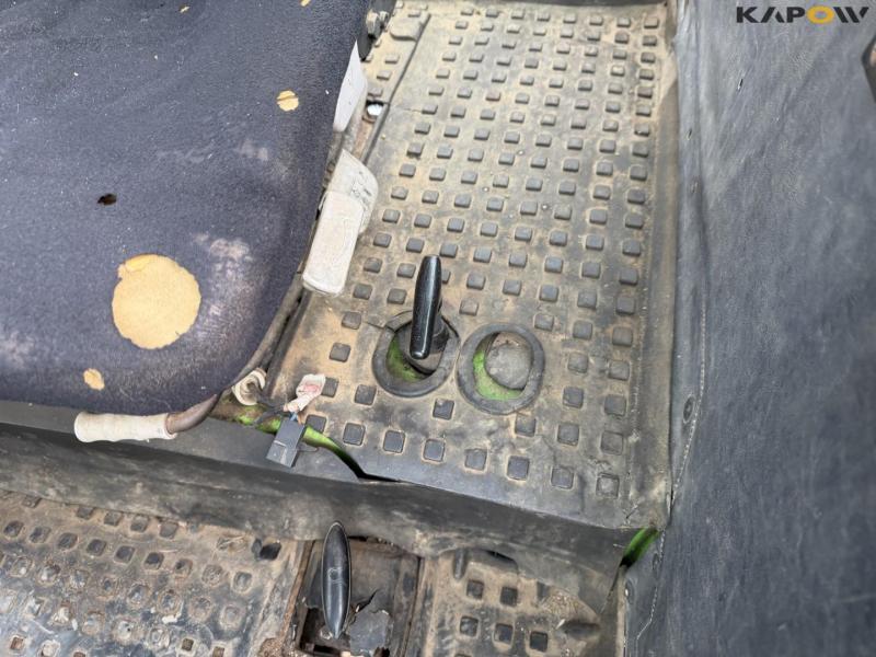 Deutz DX90 tractor 36