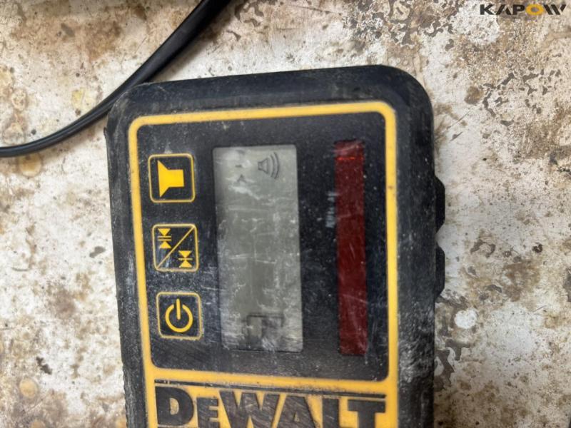 Dewalt DCE074R rotary laser with equipment 19