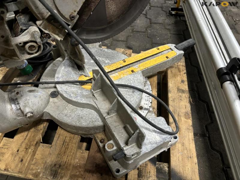 Dewalt DW708 Miter Saw 15