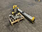 Dewalt DW708 Miter Saw 5