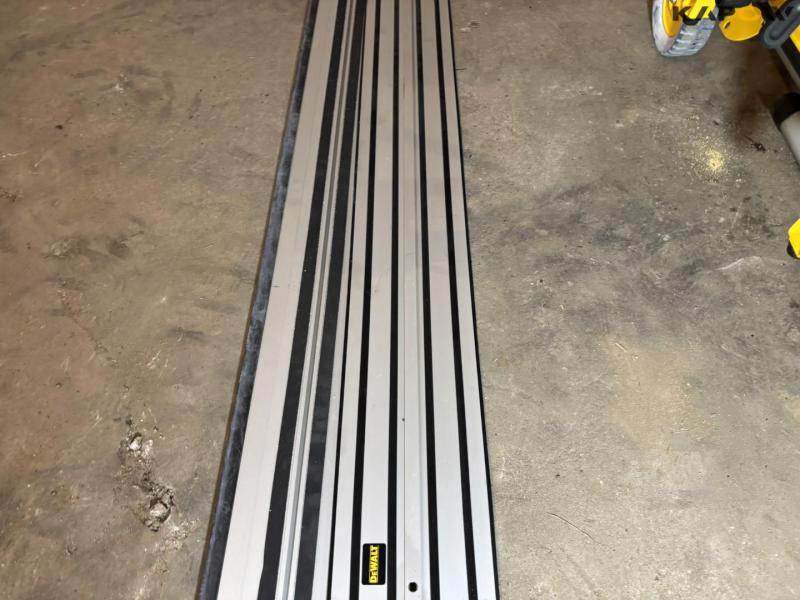 Dewalt DWE 7485-QS table saw + guide rails 24