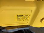 Dewalt DWS777-QS gear saw with table 11