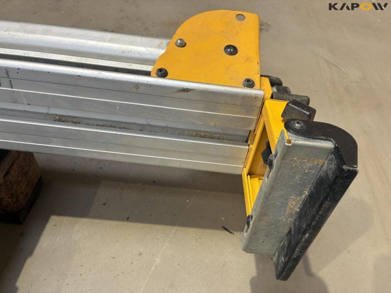 Dewalt Chop/Miter Saw 31