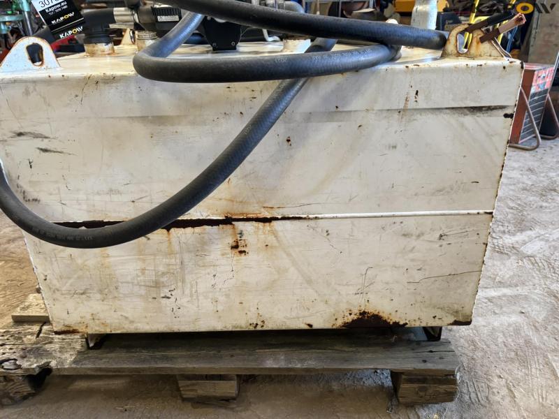 Diesel transport tank 450 litres 8