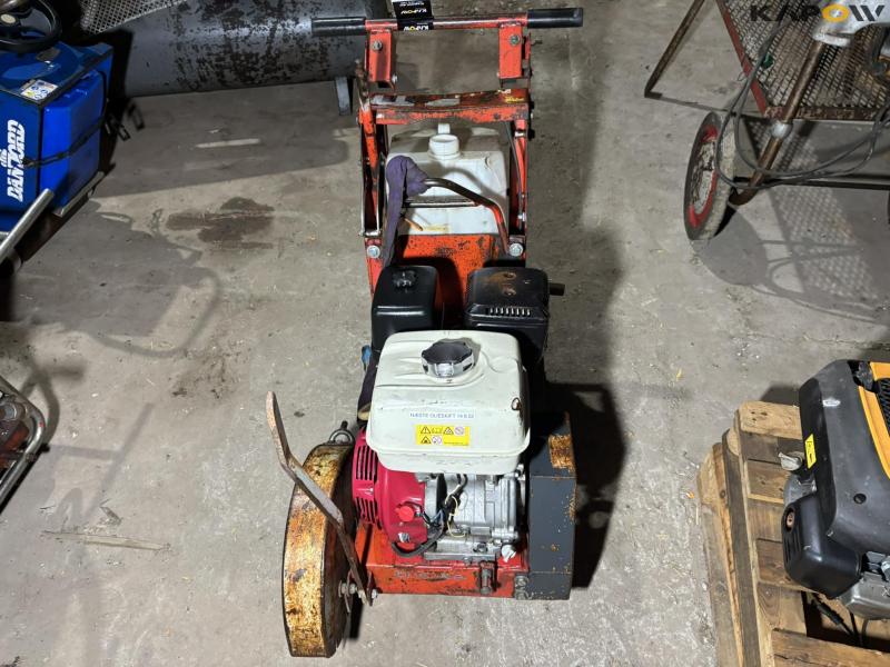 Dimas FS400C 03 asphalt cutter 2