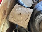 Miscellaneous construction equipment 10