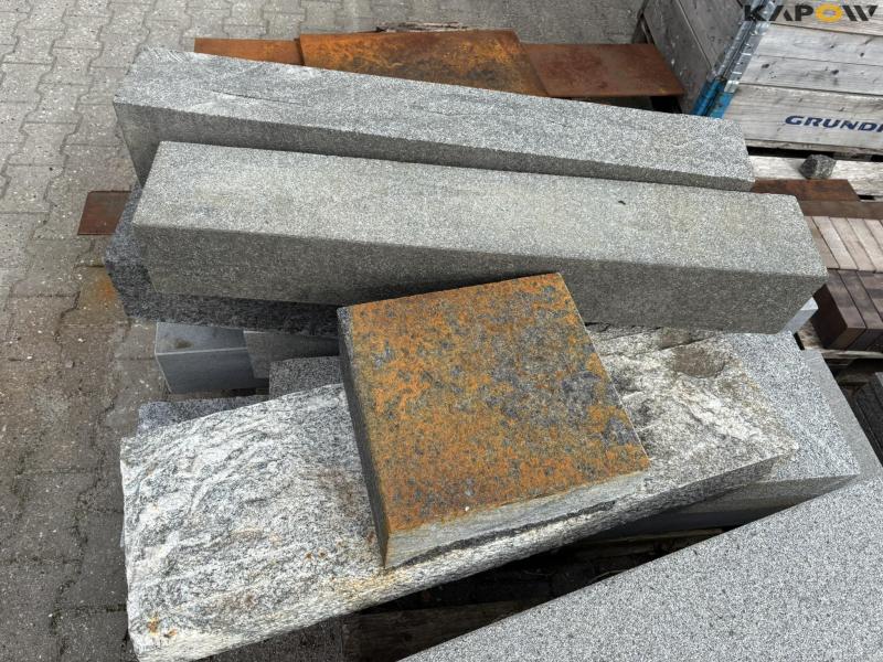 Various paving stones 15