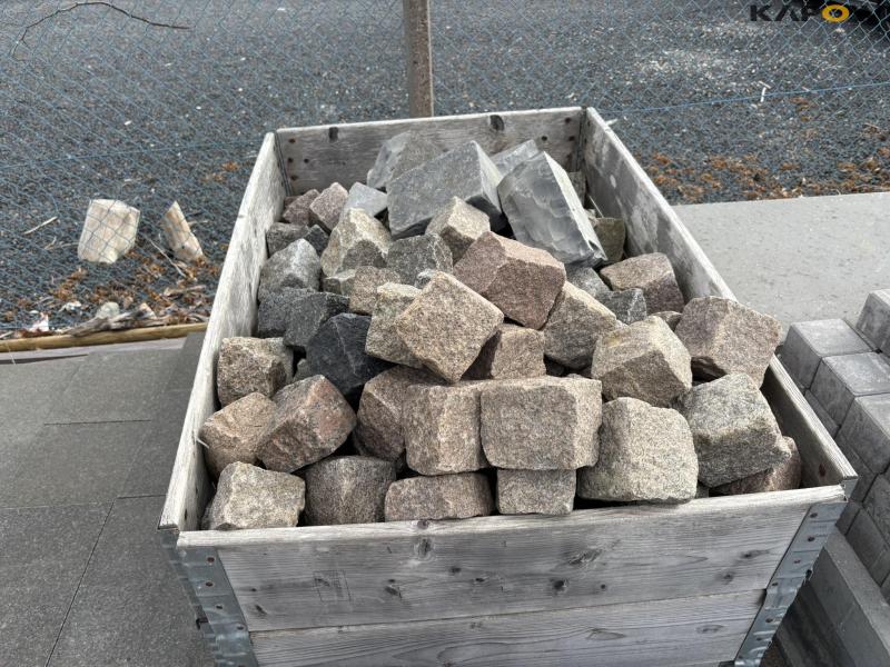 Various paving stones 20