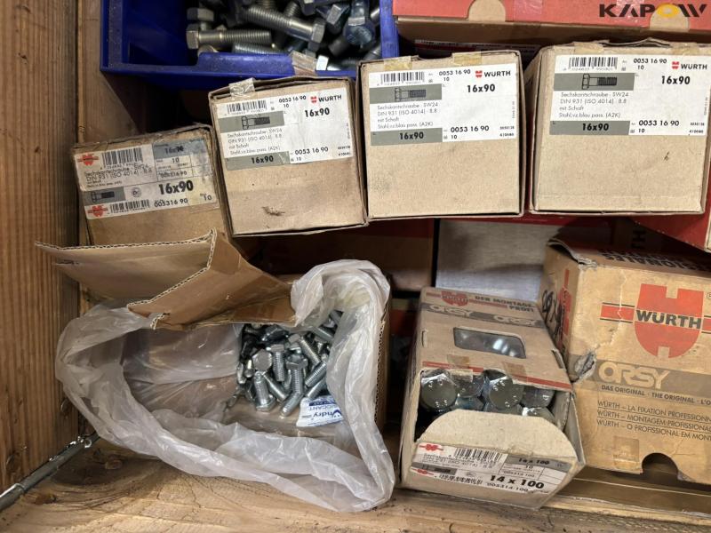 Various bolts, screws and nuts 40