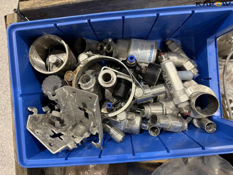 Miscellaneous parts and fittings 6