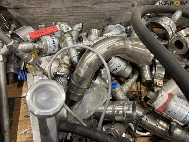 Miscellaneous parts and fittings 10