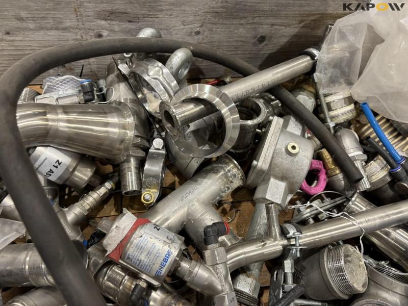 Miscellaneous parts and fittings 11