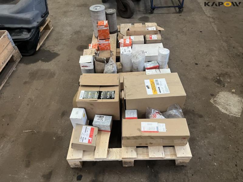 Various filters for tractors and backhoes 7