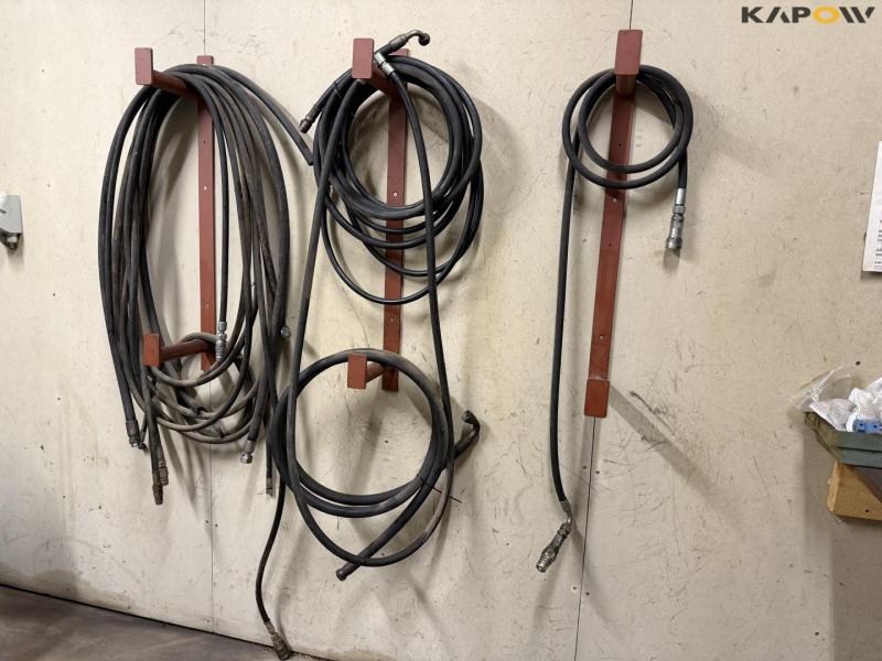 Various hydraulic parts 28