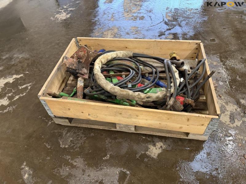 Miscellaneous on pallet 2