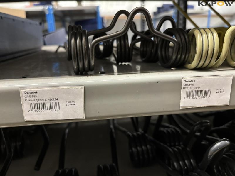 Various spare parts - new 139