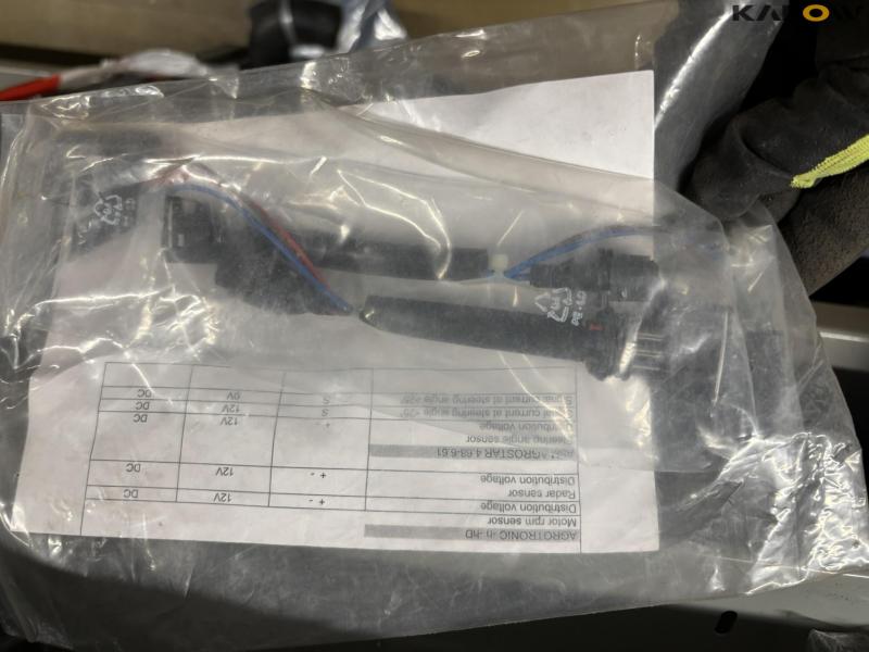 Various spare parts - new 193