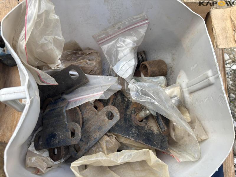 Various spare parts 4