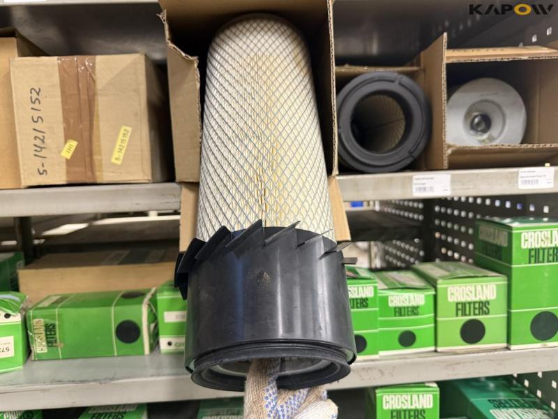 Various spare parts 15