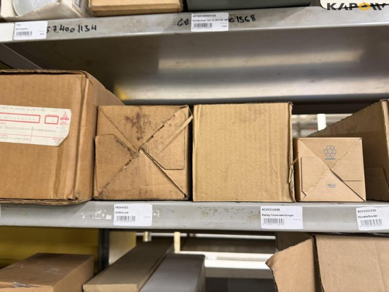 Various spare parts 42