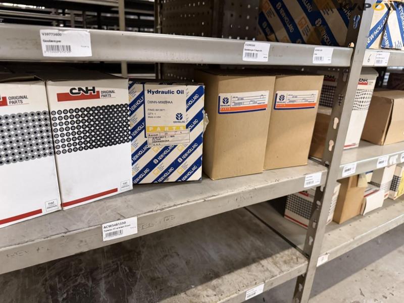 Various spare parts 171
