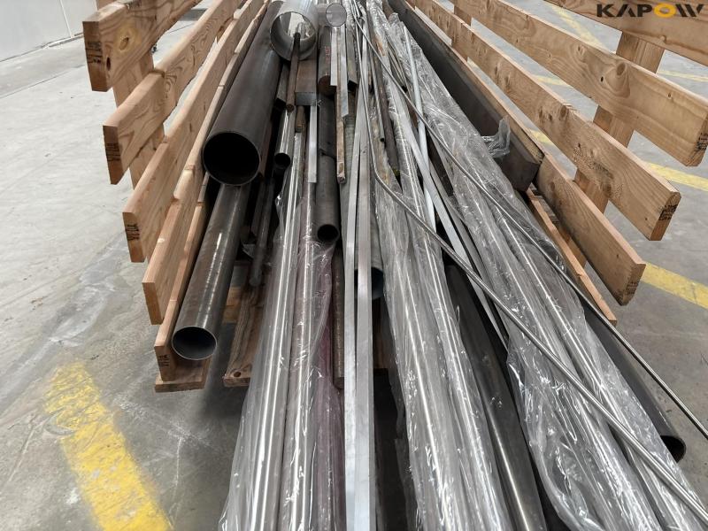 Miscellaneous pipes 14