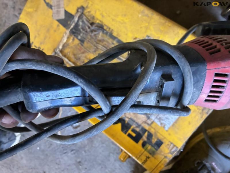 Various pipe thread cutters 26