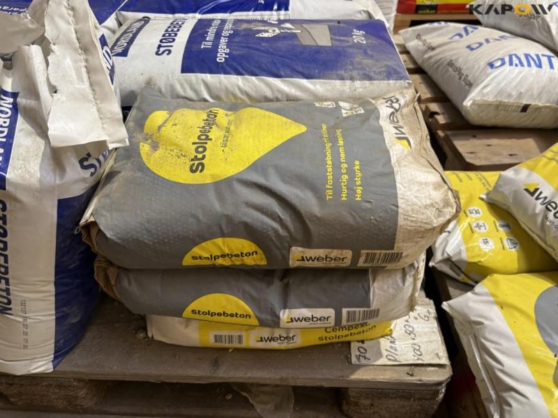 Miscellaneous sack goods 22