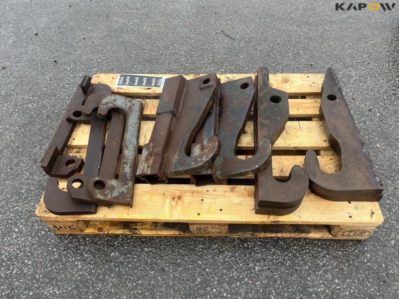 Various bucket fittings 6