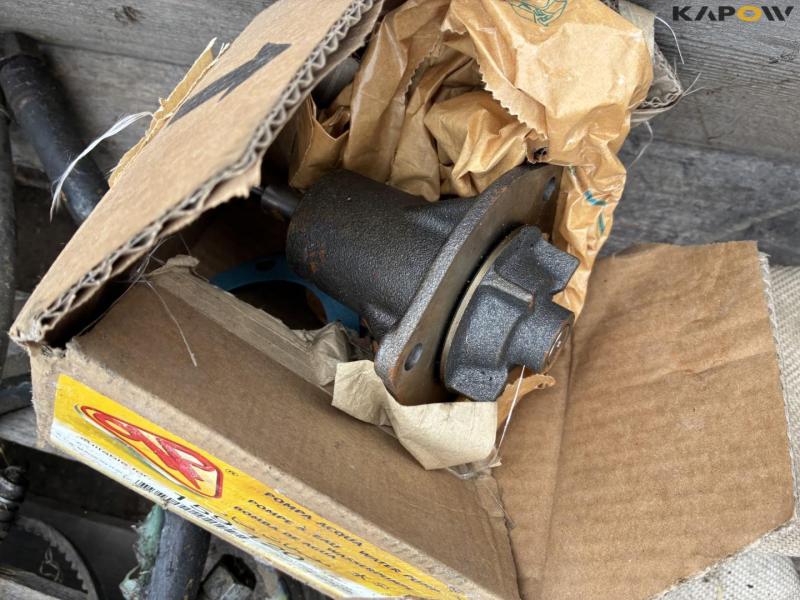 Various hoses/belts and spare parts 6