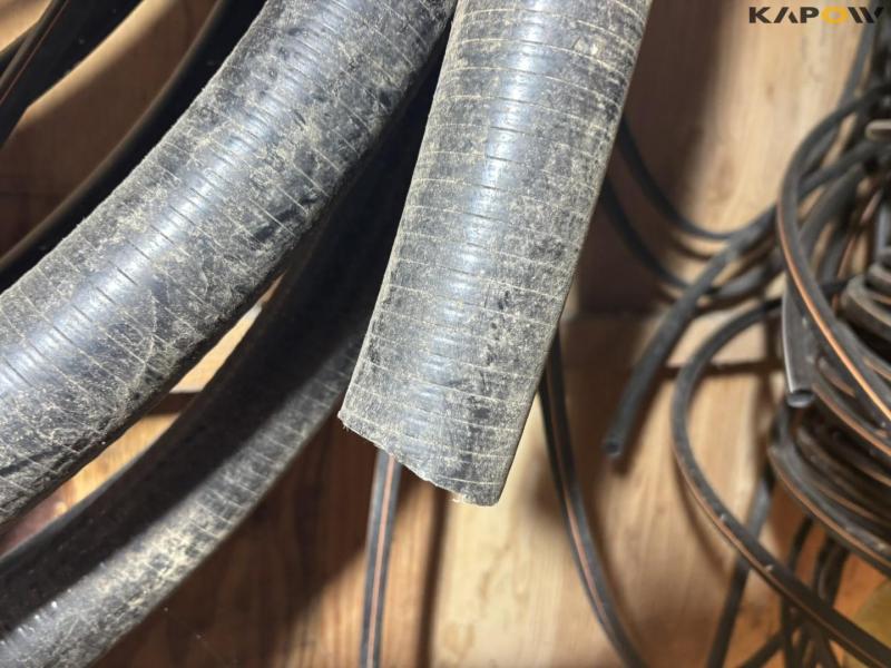 Various hoses 24