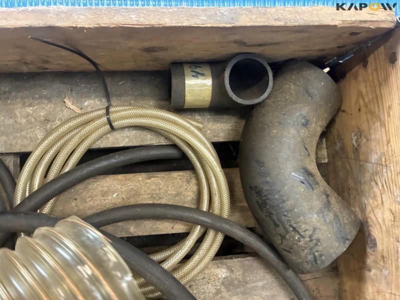 Various hoses 11