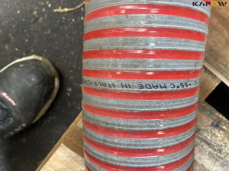 Various hoses 22