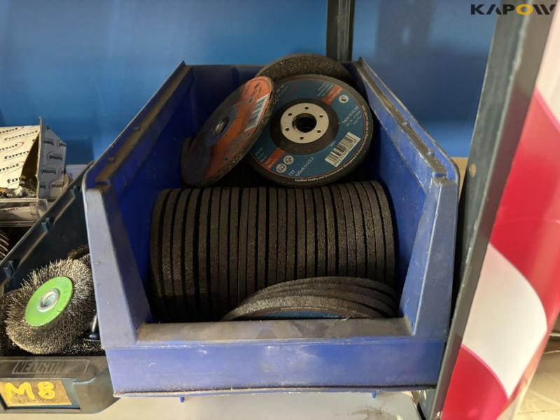 Various grinders and cutting discs 11