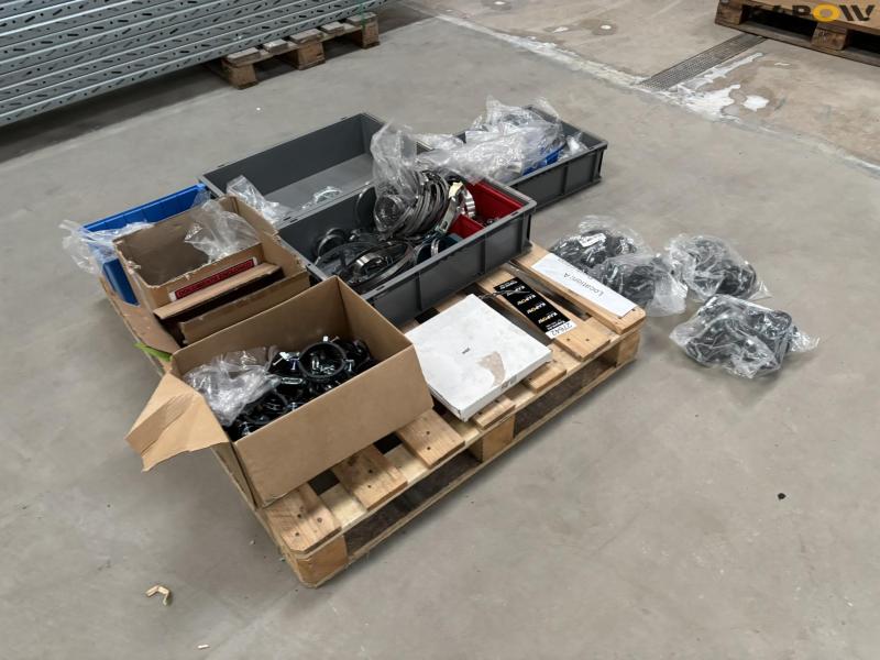 Various clamps - new 2