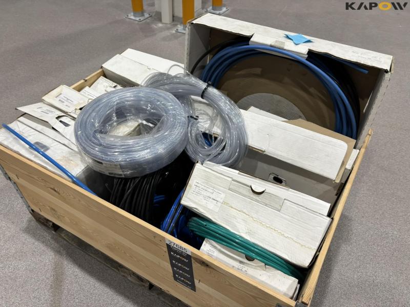 Various compressed air hoses 1