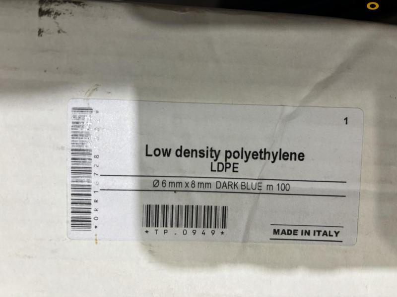 Various compressed air hoses 8